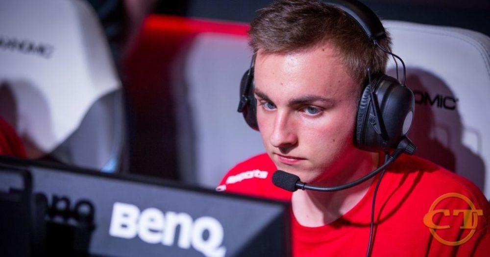 Niko mouz. Mouz игрок. Mouz CS go. Маузспортс.