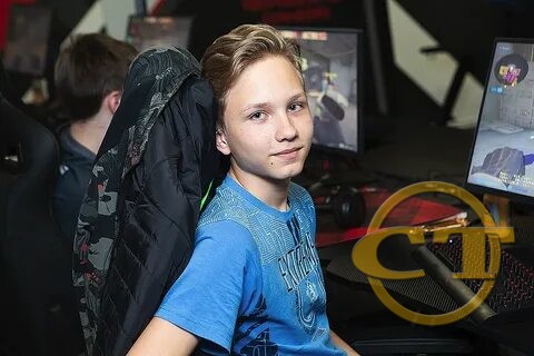Илья m0NESY Осипов